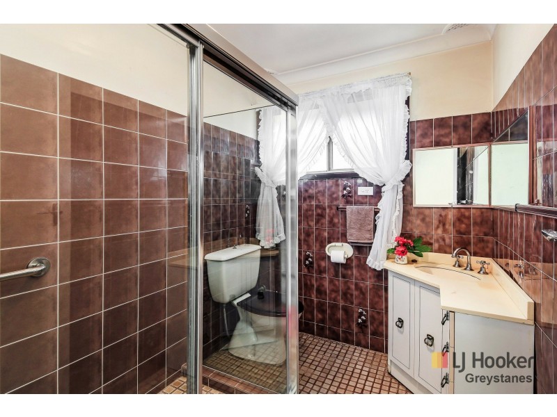 9 Cooma Road, Greystanes NSW 2145