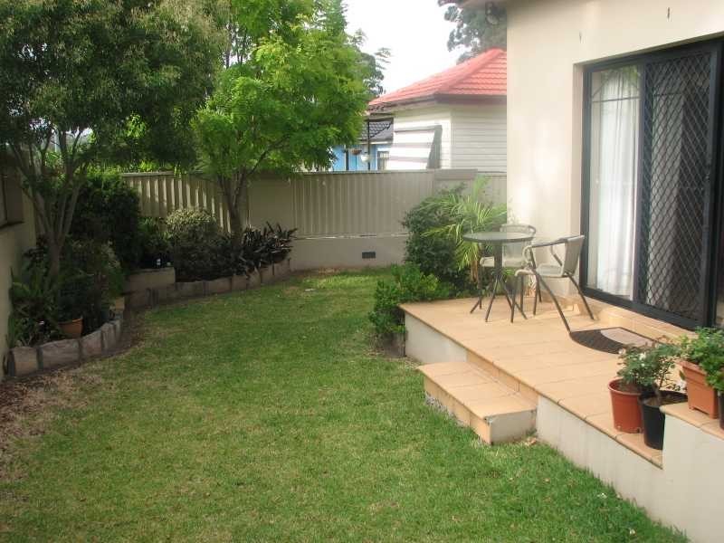 6 Rein Road, Greystanes NSW 2145