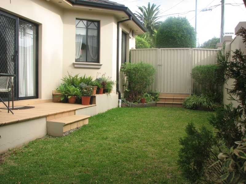 6 Rein Road, Greystanes NSW 2145