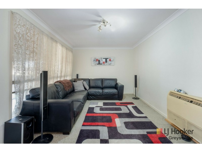 28 Gardenia Parade, Greystanes NSW 2145
