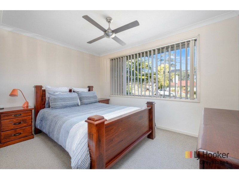 28 Gardenia Parade, Greystanes NSW 2145