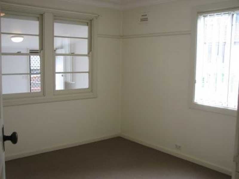 64 Caloola Road, Wentworthville NSW 2145