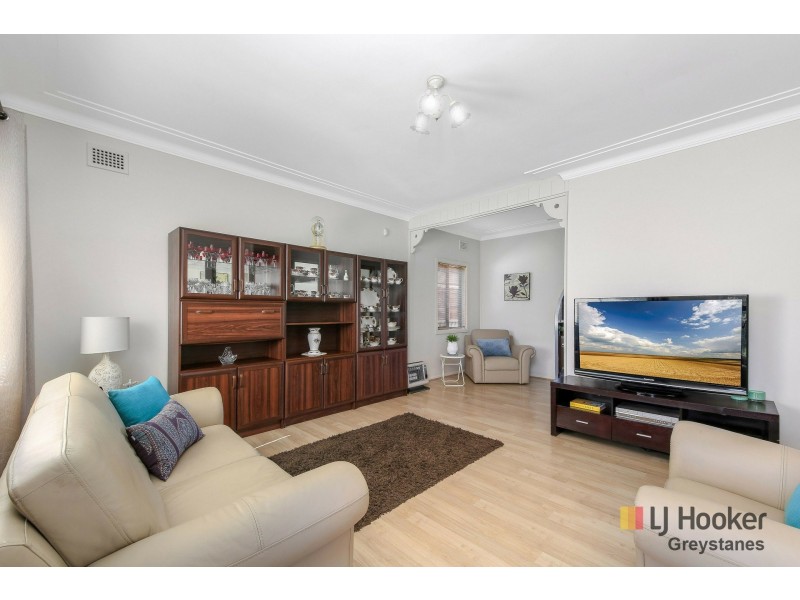 17 Sandra Street, Woodpark NSW 2164