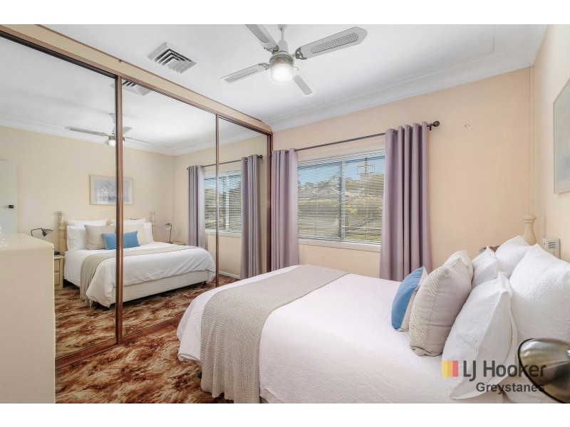 17 Sandra Street, Woodpark NSW 2164