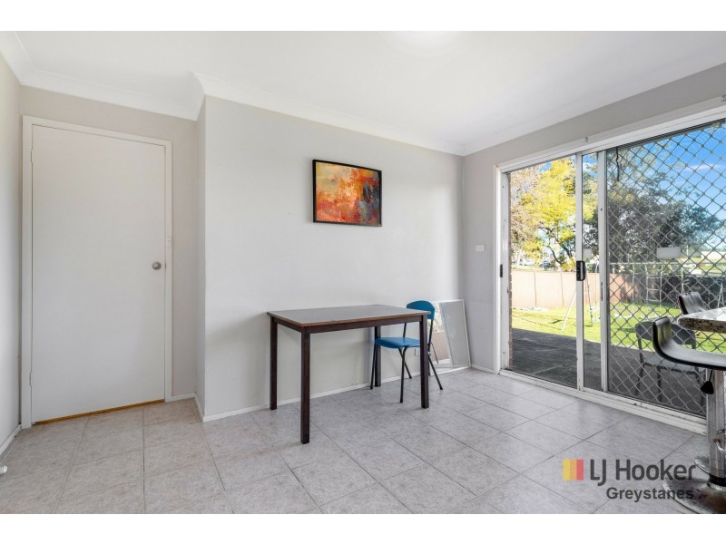 13 Bainton Place, Doonside NSW 2767