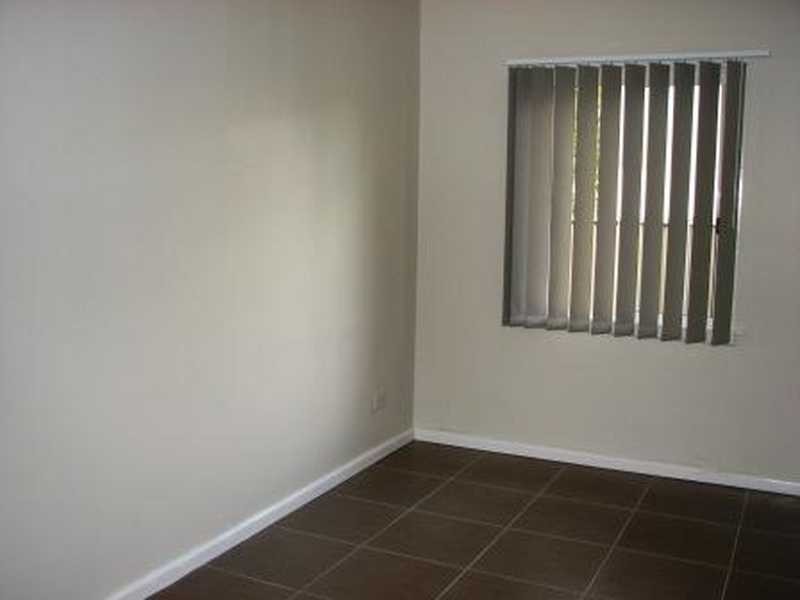 6 Verlie St, Merrylands NSW 2160