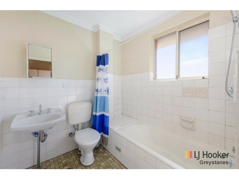 17/25 cambridge Street, Merrylands NSW 2160