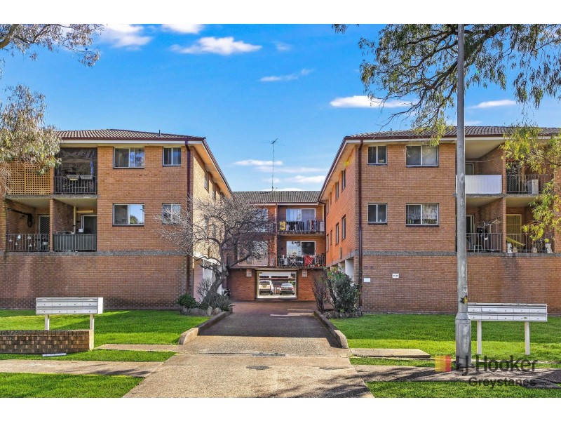 17/25 cambridge Street, Merrylands NSW 2160