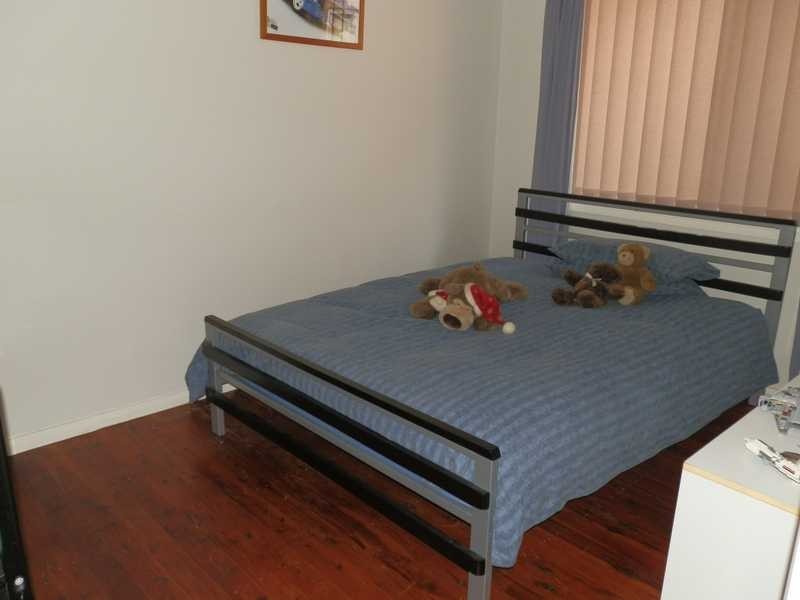 11 Dwight St, Greystanes NSW 2145