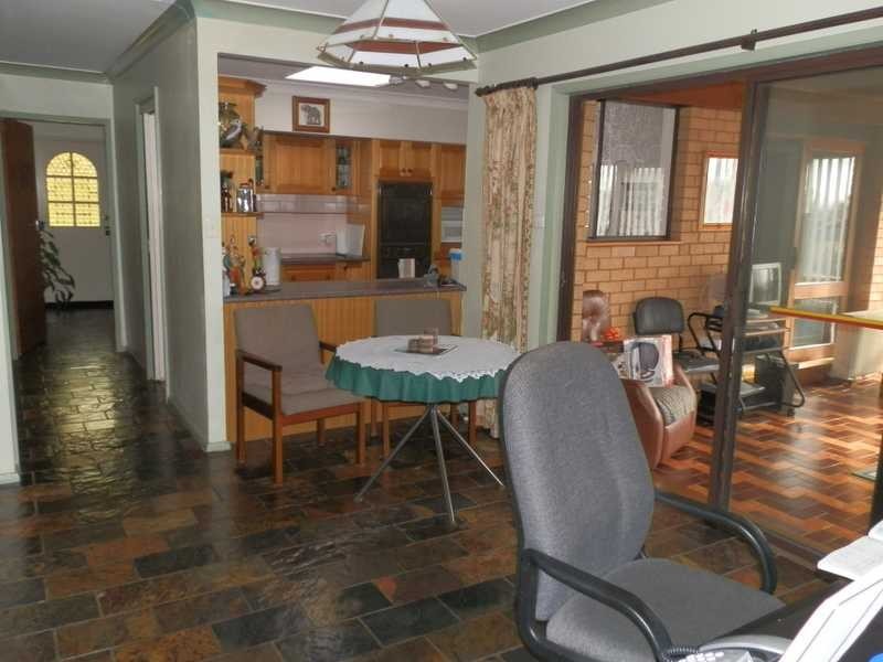 11 Dwight St, Greystanes NSW 2145