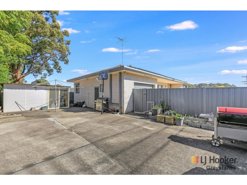 2 Aster Street, Greystanes NSW 2145