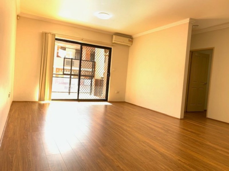 4/4-6 TREVES STREET, Merrylands NSW 2160