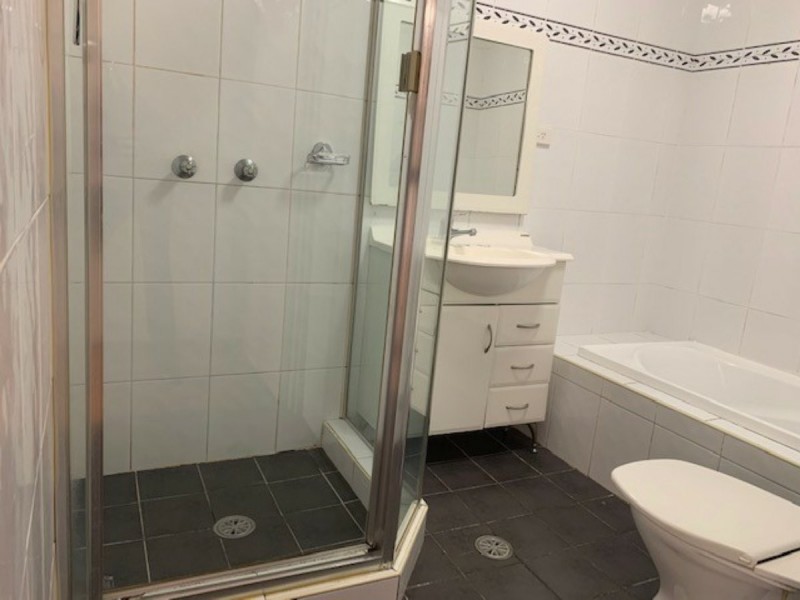 4/4-6 TREVES STREET, Merrylands NSW 2160