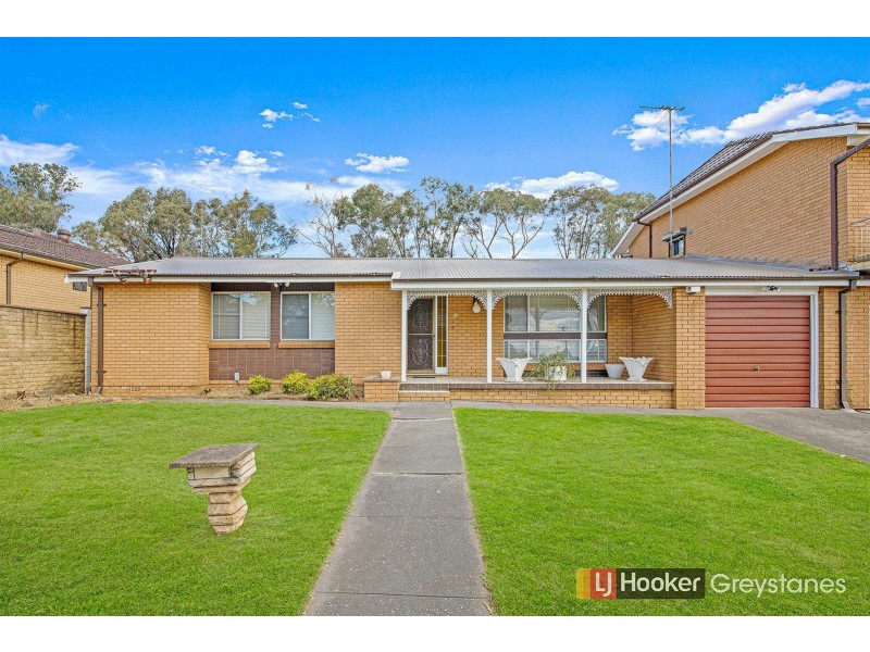 32 MILLICENT STREET, Greystanes NSW 2145