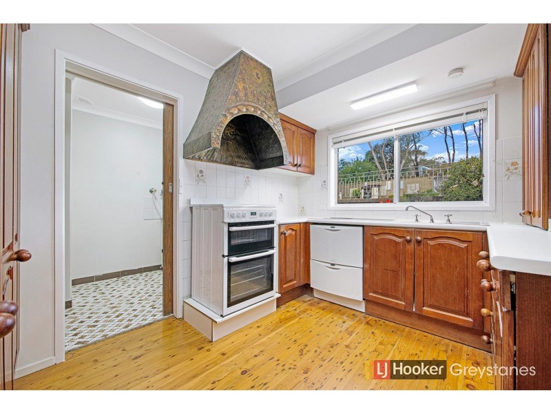 32 MILLICENT STREET, Greystanes NSW 2145