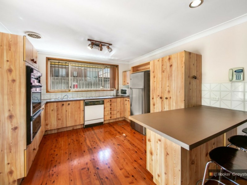 27 Darmenia Avenue, Greystanes NSW 2145