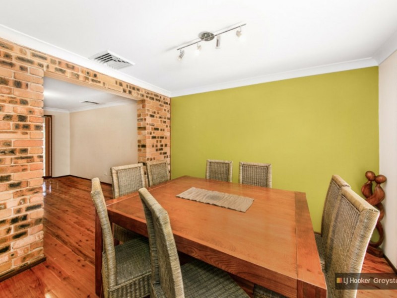 27 Darmenia Avenue, Greystanes NSW 2145