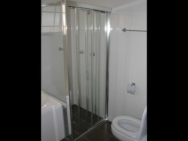 2 Adler Pde, Greystanes NSW 2145