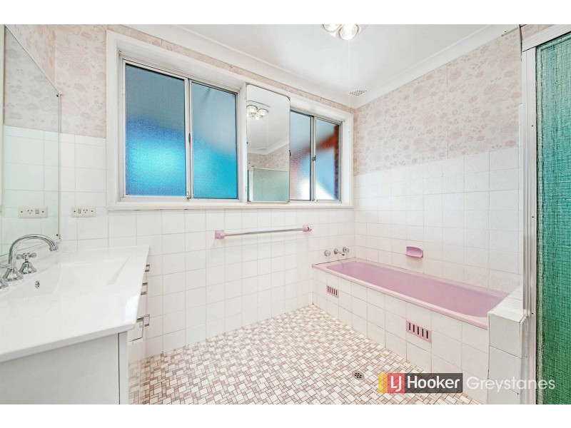 5 Rosewall Street, Greystanes NSW 2145