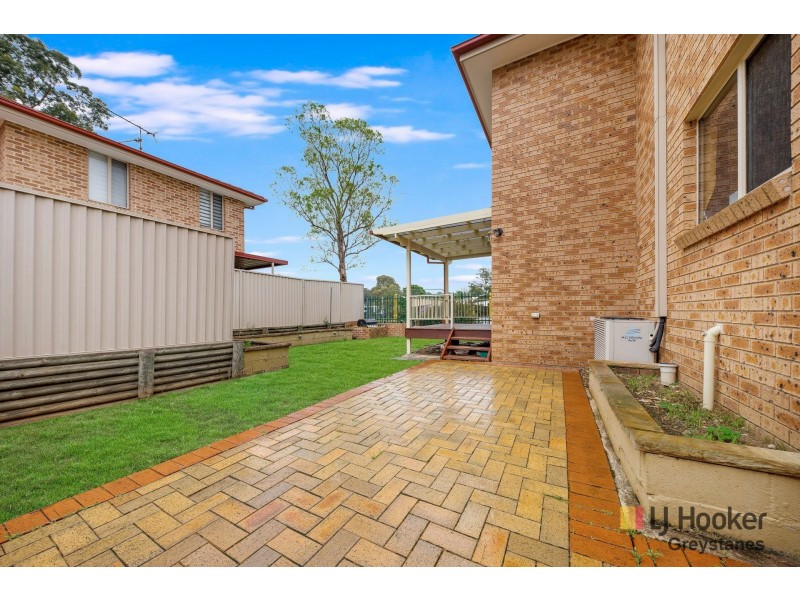 2/810 Merrylands Road, Greystanes NSW 2145