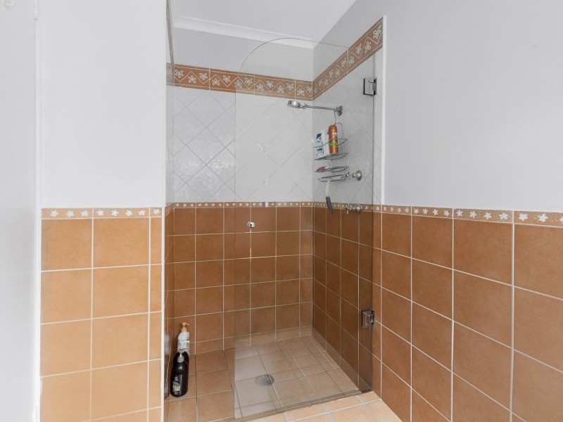 16 Bouchet Crescent, Minchinbury NSW 2770