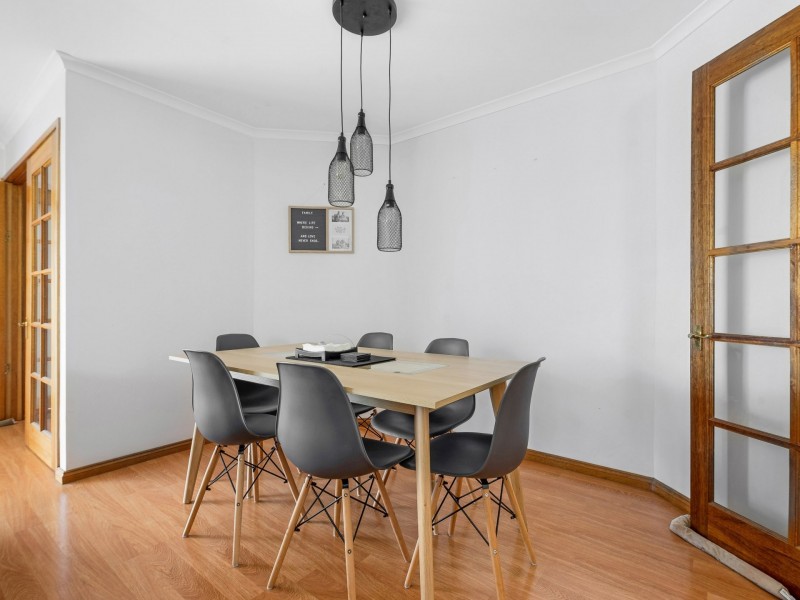 16 Bouchet Crescent, Minchinbury NSW 2770