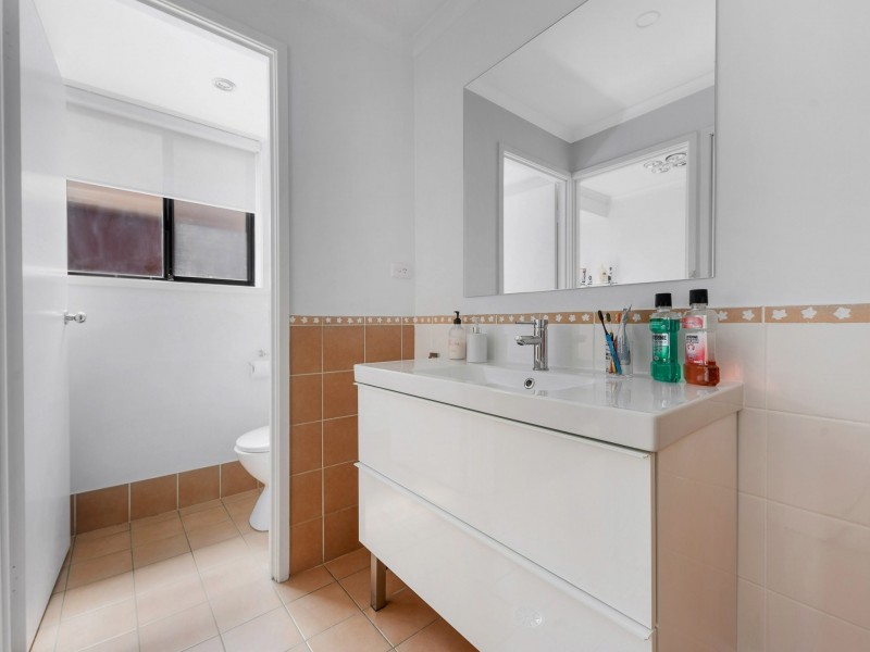 16 Bouchet Crescent, Minchinbury NSW 2770