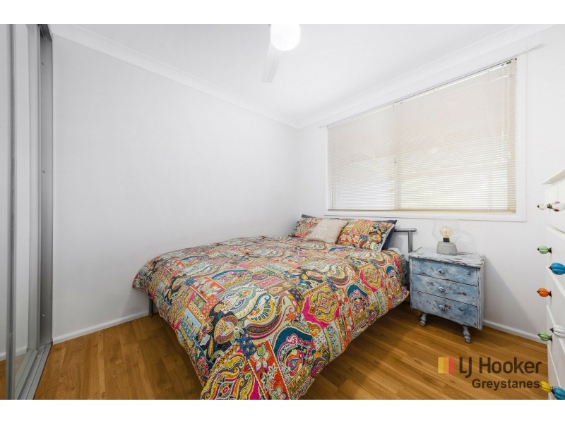 8 Bayfield Road, Greystanes NSW 2145