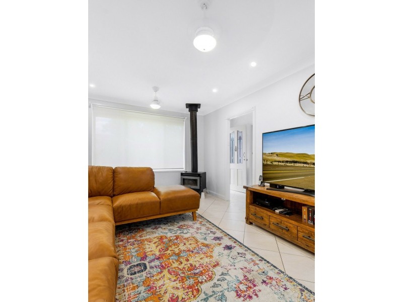 8 Bayfield Road, Greystanes NSW 2145