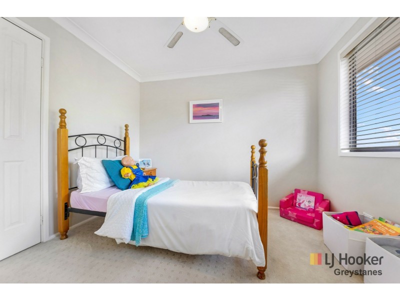 18 Macleay Street, Greystanes NSW 2145