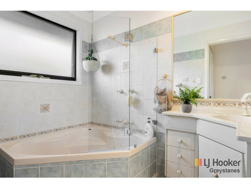 18 Macleay Street, Greystanes NSW 2145