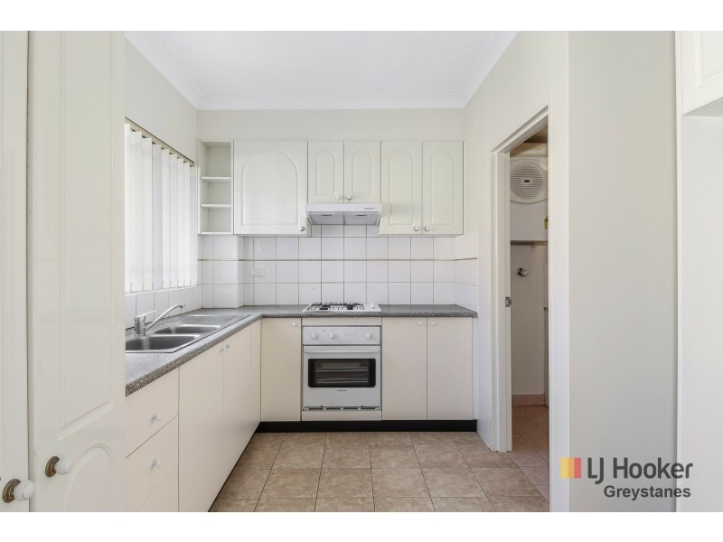 2/5-7 Priddle Street, Westmead NSW 2145
