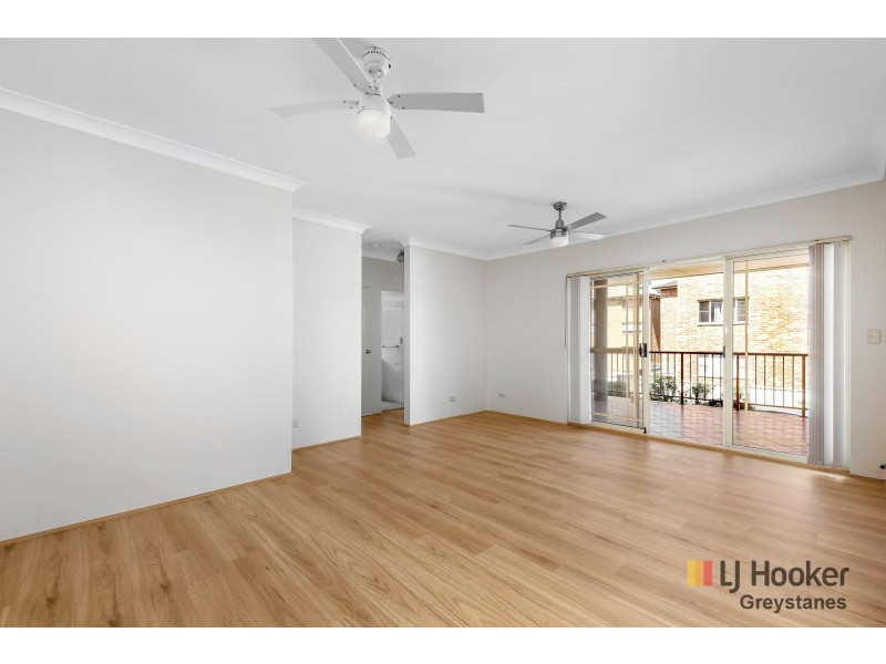 2/5-7 Priddle Street, Westmead NSW 2145