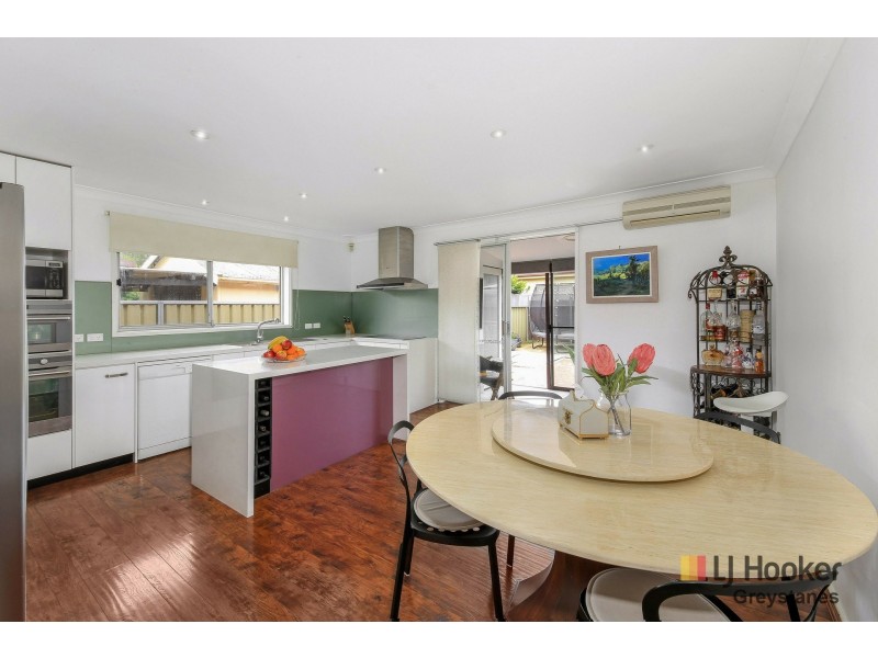 8 Viola Place, Greystanes NSW 2145