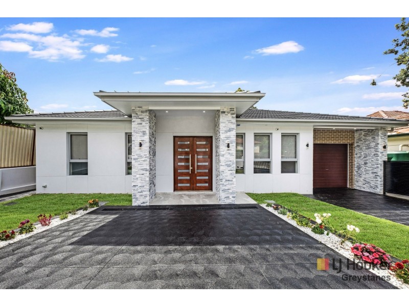 21 Binalong Road, Pendle Hill NSW 2145