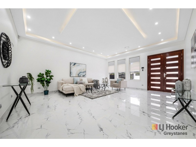 21 Binalong Road, Pendle Hill NSW 2145