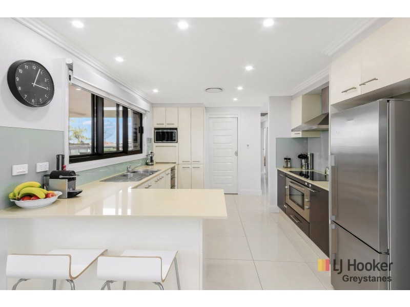 33 Hilton Street, Greystanes NSW 2145