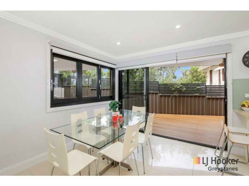 33 Hilton Street, Greystanes NSW 2145