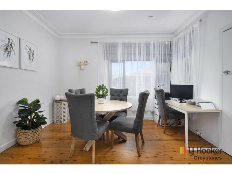 5 Royal Place, Greystanes NSW 2145