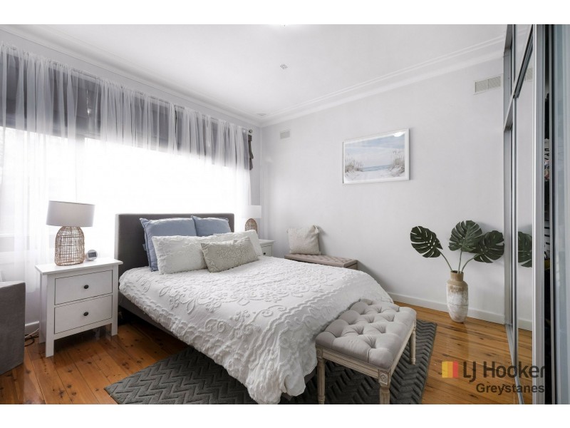 5 Royal Place, Greystanes NSW 2145