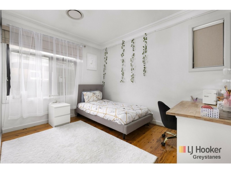 5 Royal Place, Greystanes NSW 2145