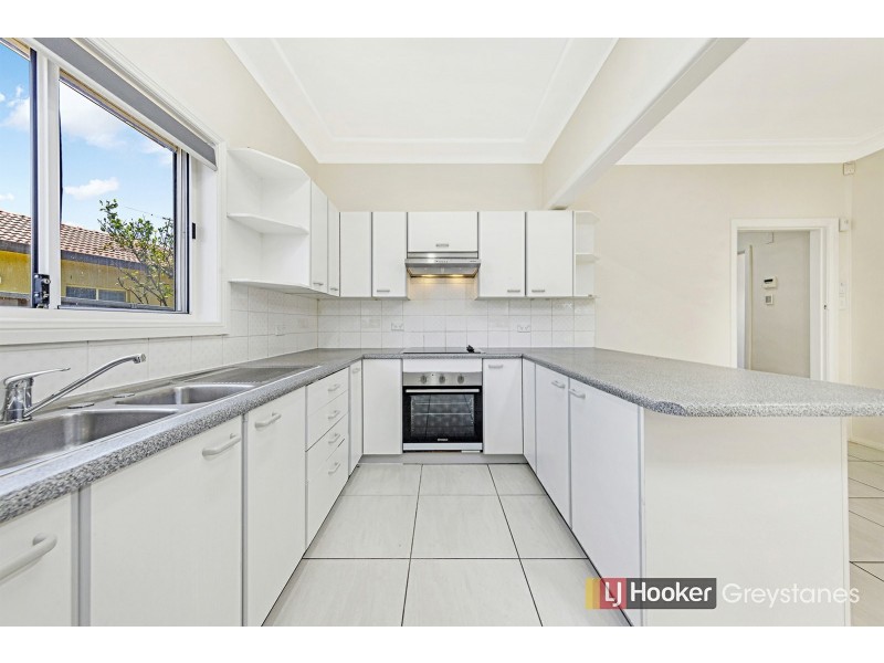16 MATTHEW CRESCENT, Blacktown NSW 2148