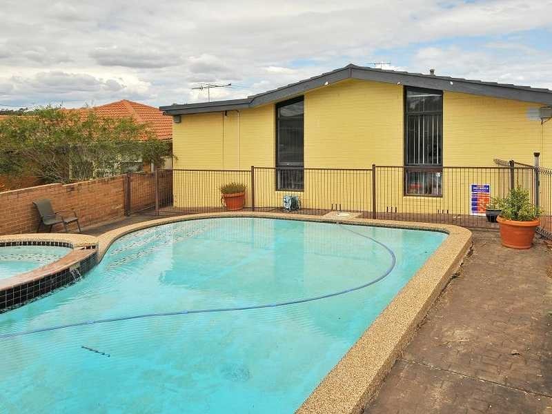 5 Roberta Street, Greystanes NSW 2145