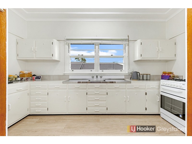5 FAIRVIEW STREET, Guildford NSW 2161