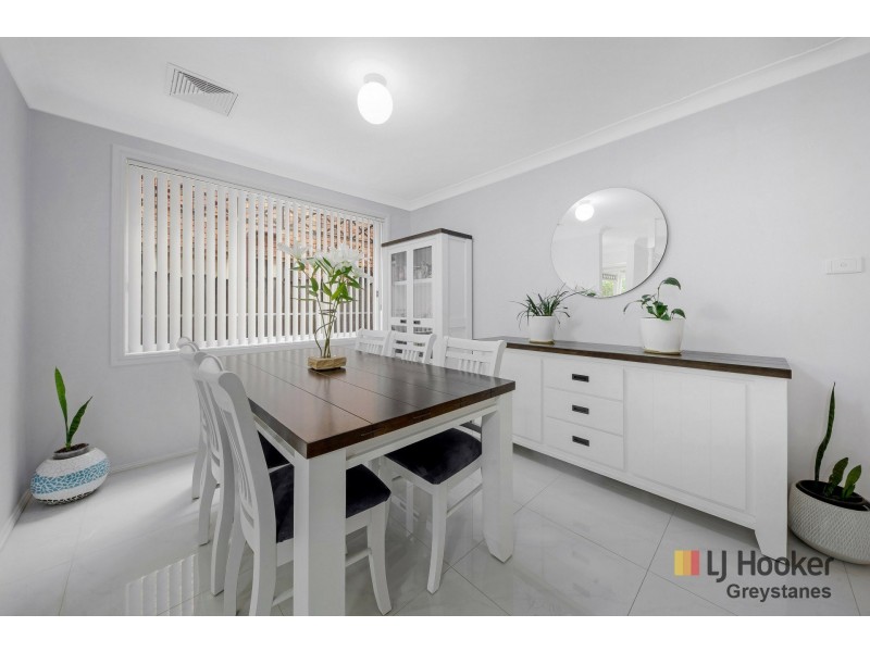 9 Jowarra Way, Merrylands NSW 2160