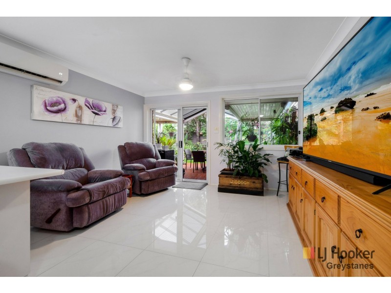 9 Jowarra Way, Merrylands NSW 2160