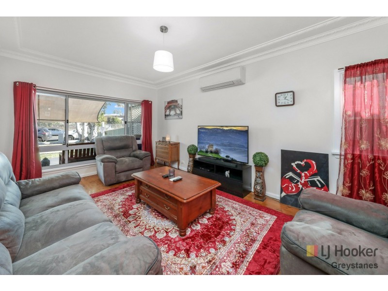 35 Station Road, Toongabbie NSW 2146