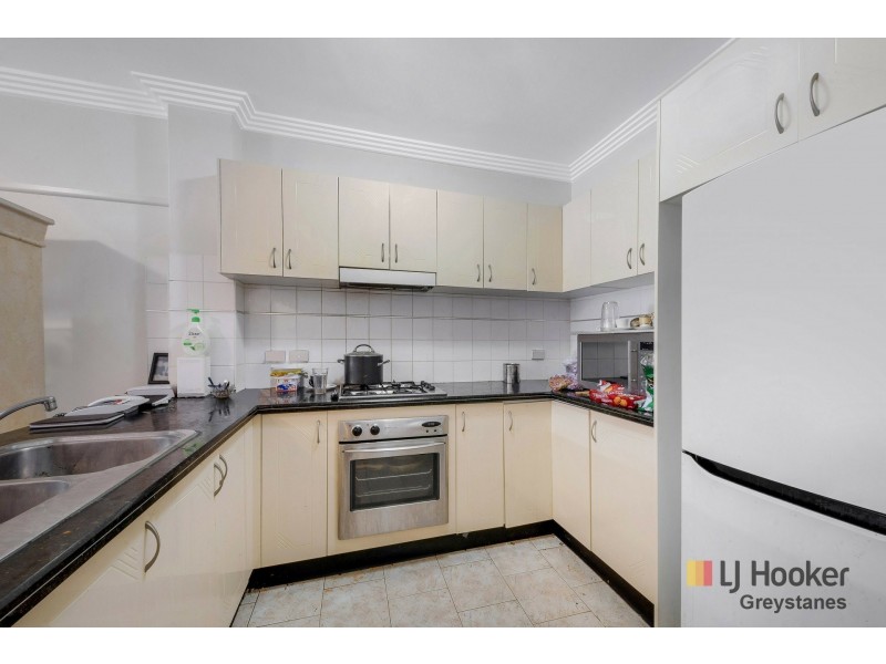 31/392-402 Windsor Road, Baulkham Hills NSW 2153