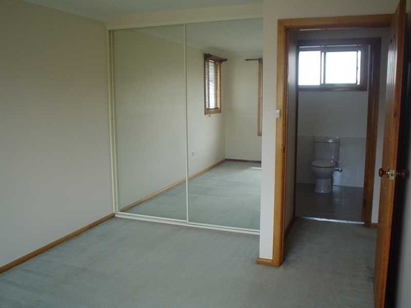 5 Bernie St, Greystanes NSW 2145