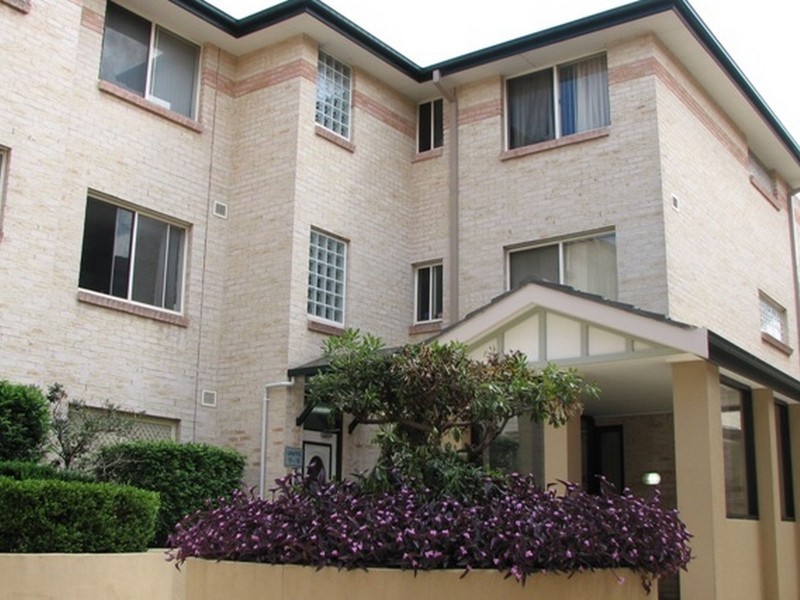 1/12/23 Amy Street, Regents Park NSW 2143